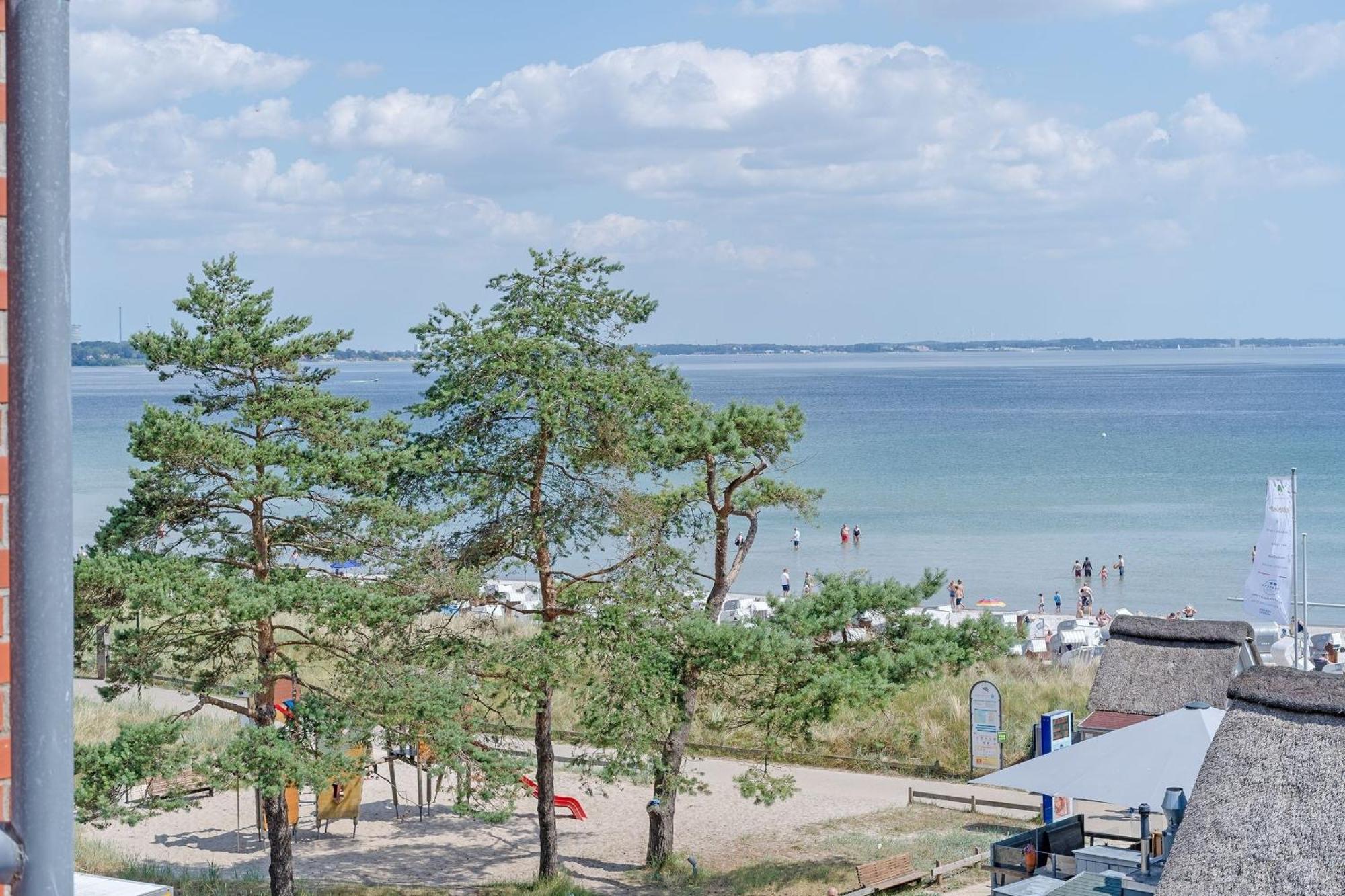 Strandburg Ostseeblick Scharbeutz Exterior photo